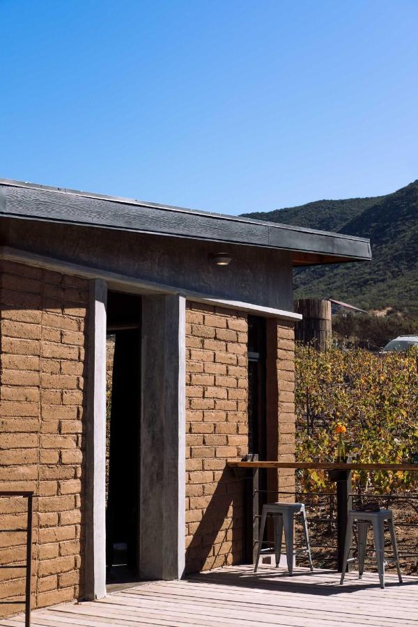 Uvauva Eco-Retreat Bed & Breakfast Вале де Гуадалупе Екстериор снимка